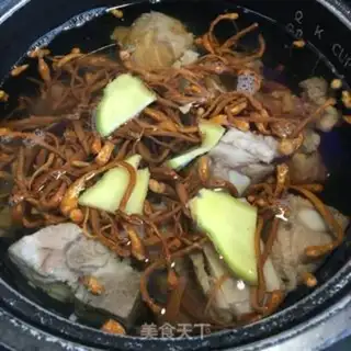 Make Worm and grass stew ribs step 4