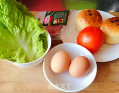 Make Bacon eggburgers step 0