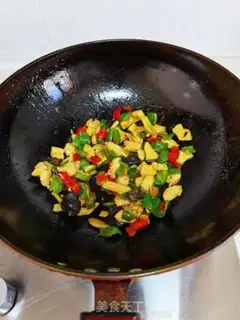 Make Twin pepper fried chicken step 9