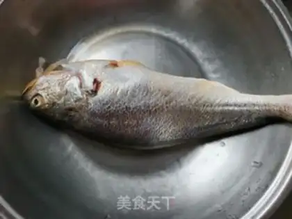 Make Red-burned yellow fish step 0