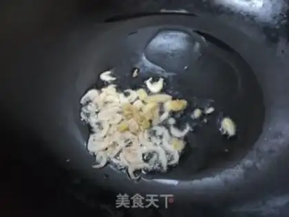 Make Tomato noodle soup step 2