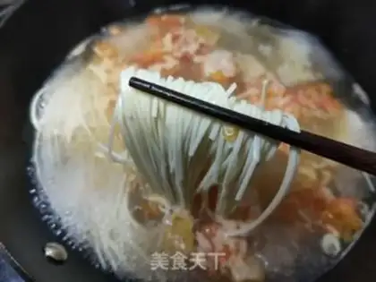Make Tomato noodle soup step 6