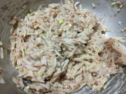Make Pork radish balls step 12