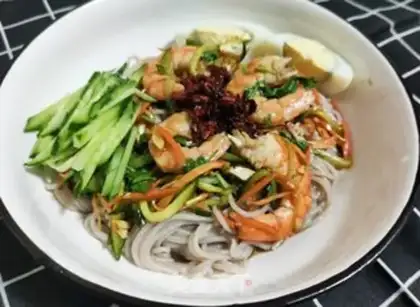 Make Shrimp-fresh noodles step 17