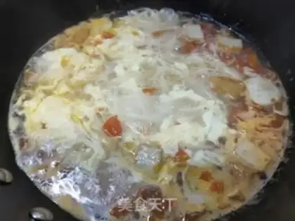 Make Tomato noodle soup step 8