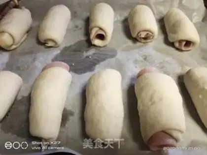 Make Ham hot dog roll step 6