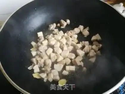 Make Chicken-legged mushroom pumpkin rice step 6
