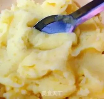 Make Black pepper mashed potatoes step 4