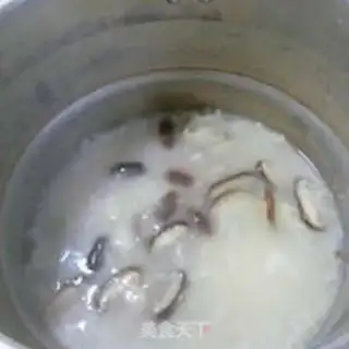 Make Porridge of mushrooms and salted rice step 11