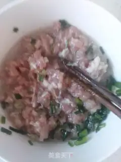 Make Sphinx pork dumplings step 3