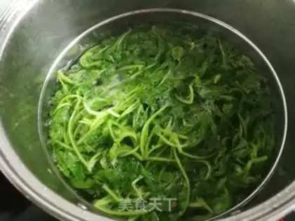 Make Garlic radish step 1