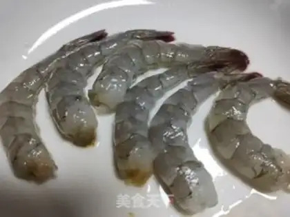 Make Shrimp Seymour Blue step 1