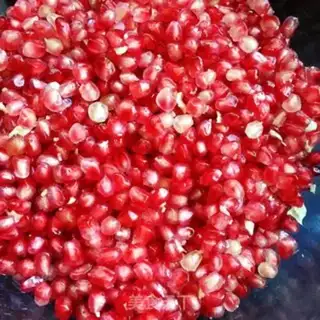 Make Pomegranate juice step 2
