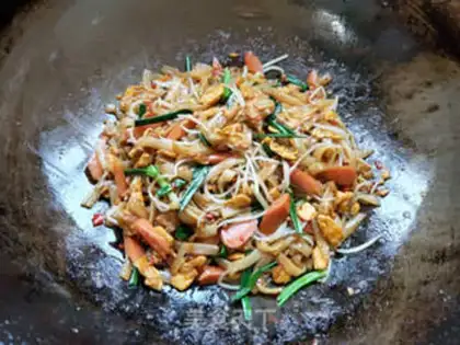 Make Spicy meat sauce step 6