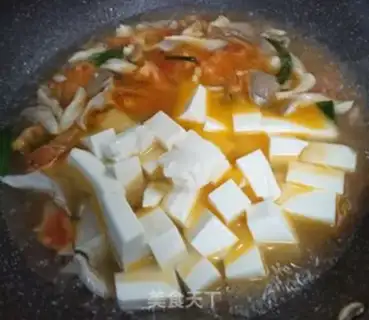 Make Tomato tofu mushroom soup step 4