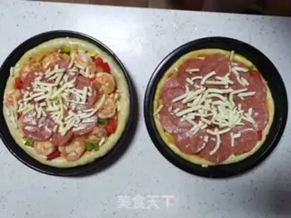 Make Seafood pizza step 4