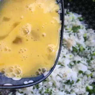 Make Garlic fried rice step 6