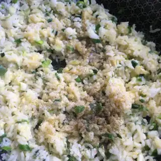 Make Garlic fried rice step 7