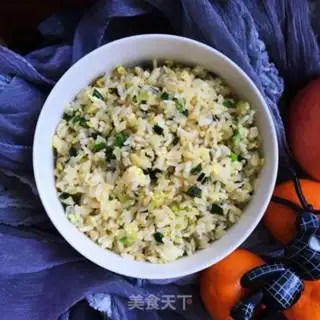 Make Garlic fried rice step 9