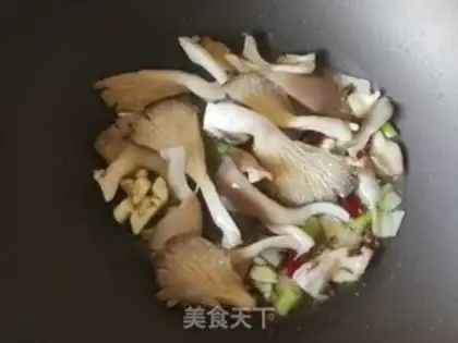 Make Pumpkin-cooked chicken step 5