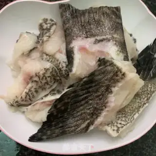 Make Tomato dragon caviar tail soup step 1