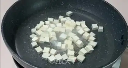 Make Meat tofu eggs step 1