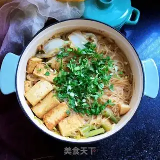 Make A bean-cup fan step 12
