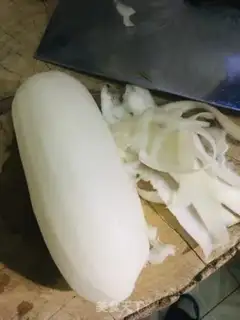 Make Dry radish step 0