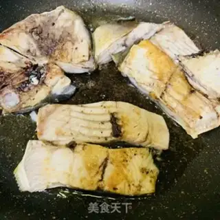 Make Garlic mackerel step 5