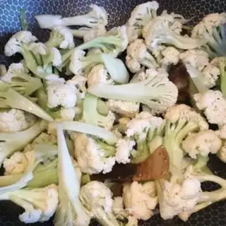 Make Meatloaf and chowder step 4