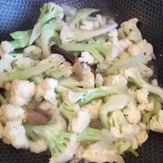 Make Meatloaf and chowder step 5