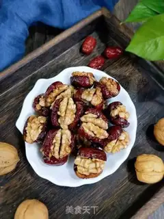 Make Red dates and walnuts step 9