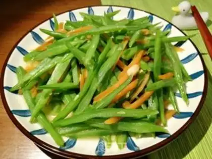 Make Garlic beans step 3
