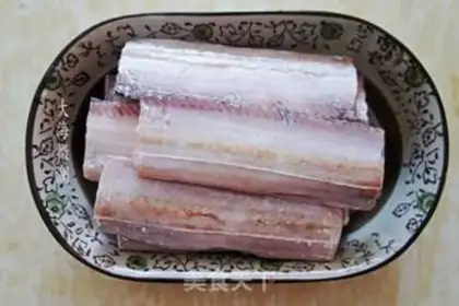 Make Jealousy Belt Fish step 1