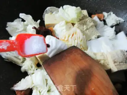 Make Five-flower cabbage with frozen tofu step 9