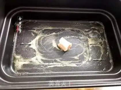 Make Tomato pan step 0