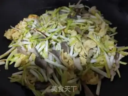 Make Garlic egg fried mushrooms step 11