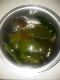 Make Bones soup with radish step 2