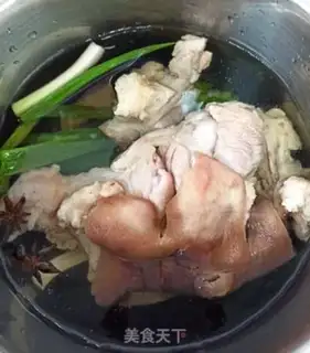 Make Roach and hoof soup step 2