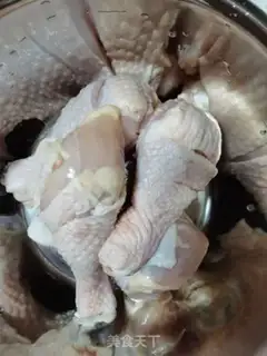 Make Family salt chicken leg step 0