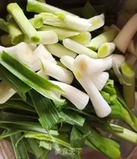 Make Garlic fried oxen step 1