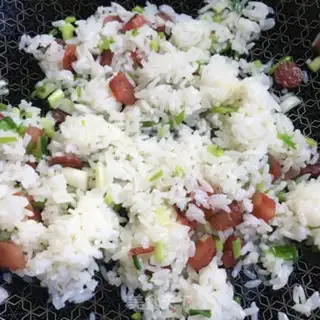 Make Weenie garlic fried rice step 5