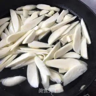 Make Whitely fried goose eggs step 8