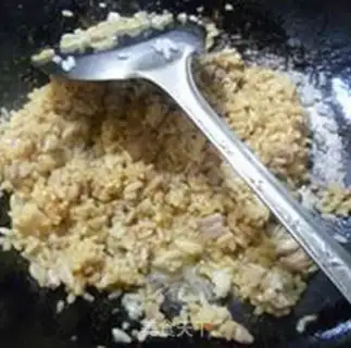 Make Scrawny sauce step 6