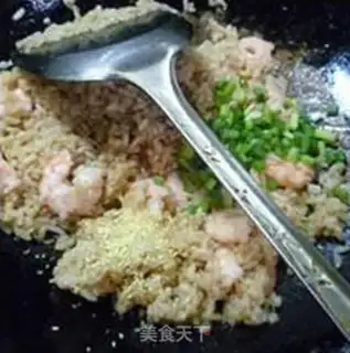 Make Soy sauce shrimp fried rice step 9