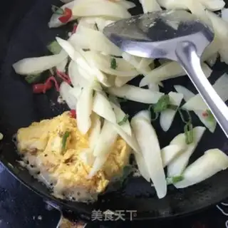Make Whitely fried goose eggs step 15