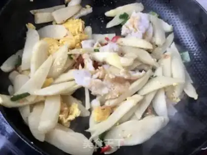 Make Whitely fried goose eggs step 17