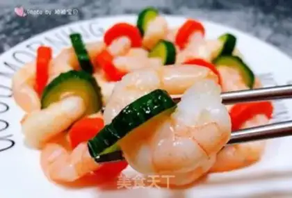 Make cucumber carrot and shrimp step 12