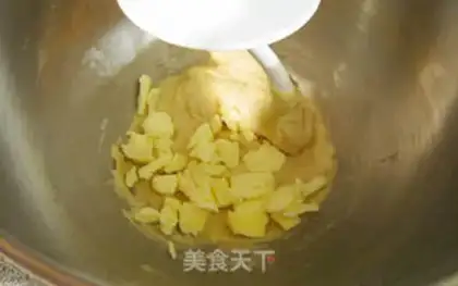 Make Snail bread step 1