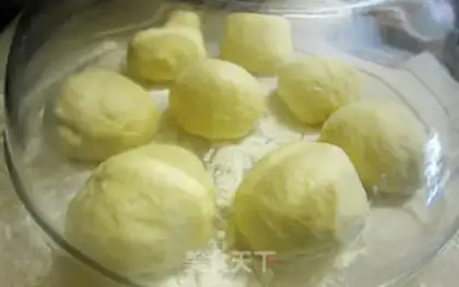 Make Snail bread step 5